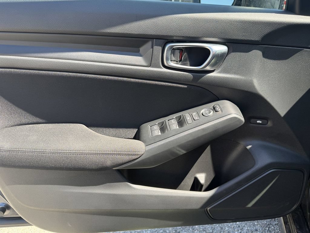 Used 2025 Honda Civic Sport image 21