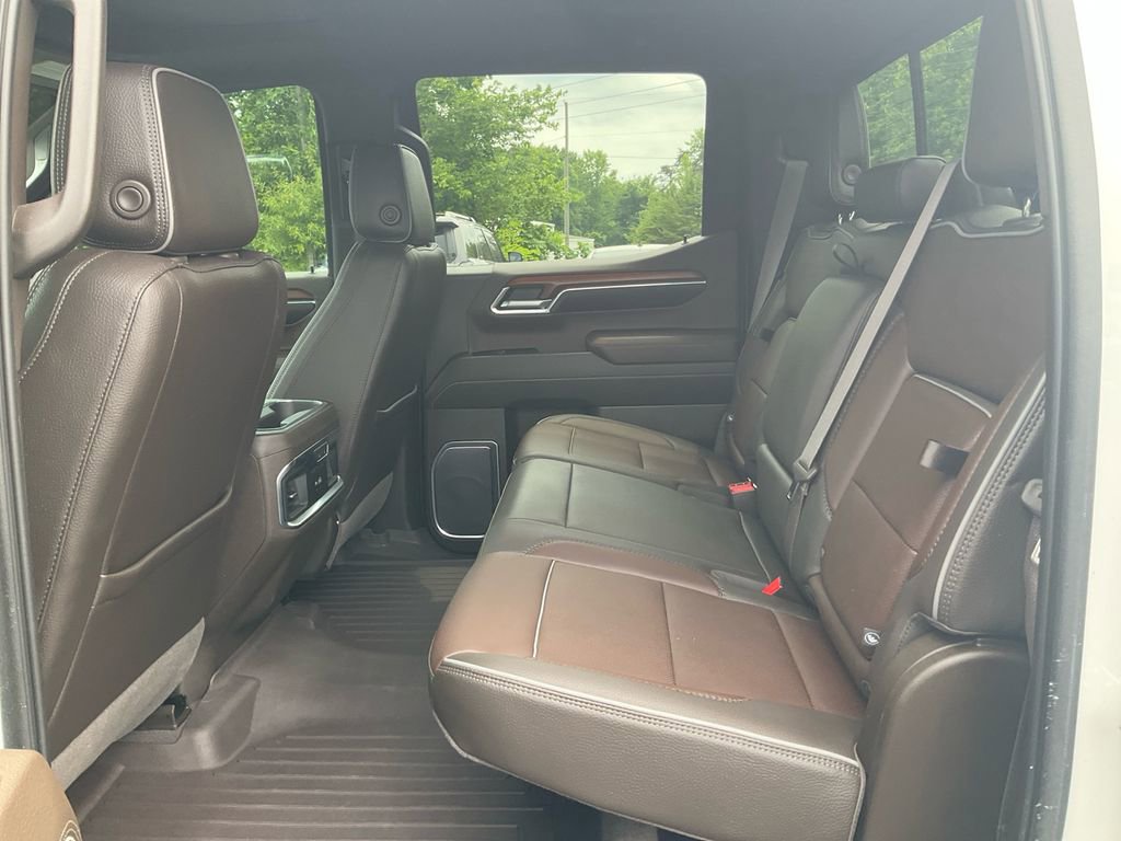 Used 2023 GMC Sierra 1500 Denali w/ Denali Reserve Package AWD/4WD image 14