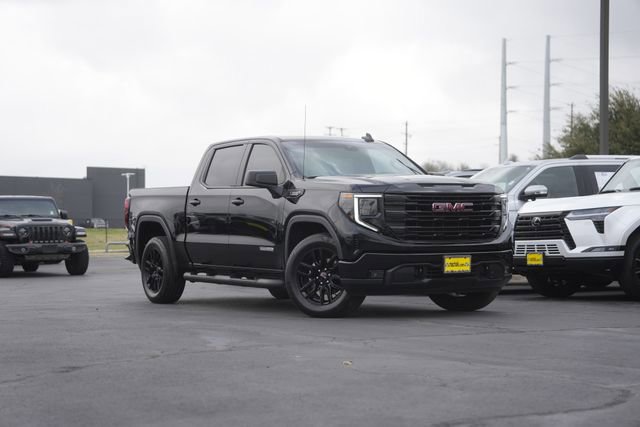 Used 2025 GMC Sierra 1500 Elevation image 2