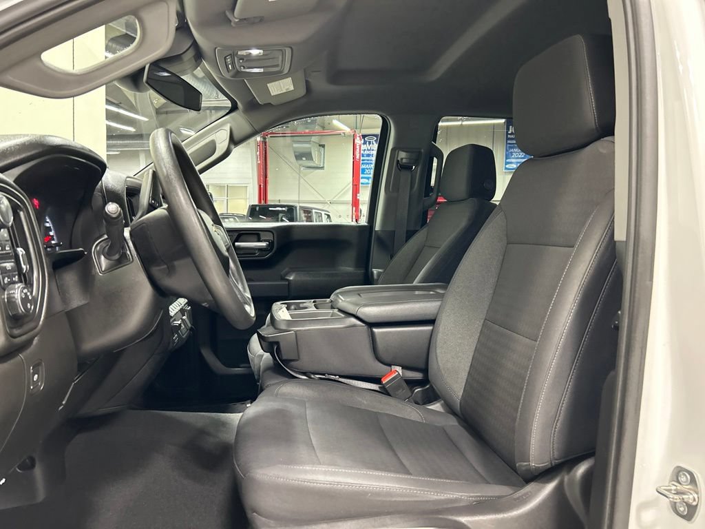 Used 2024 Chevrolet Silverado 1500 Custom AWD/4WD image 10