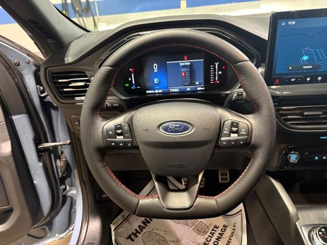 Certified 2024 Ford Escape ST-Line w/ Tech Pack #1 AWD/4WD image 10