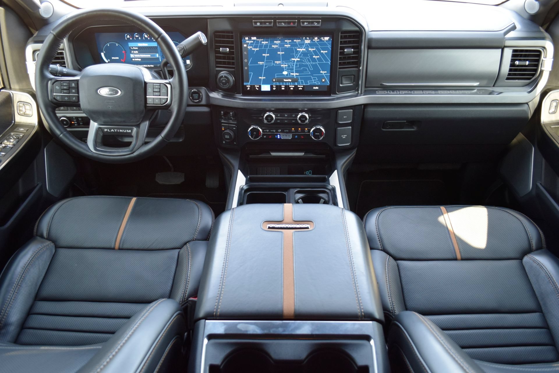 Certified 2024 Ford F250 Platinum w/ FX4 Off-Road Package AWD/4WD image 6