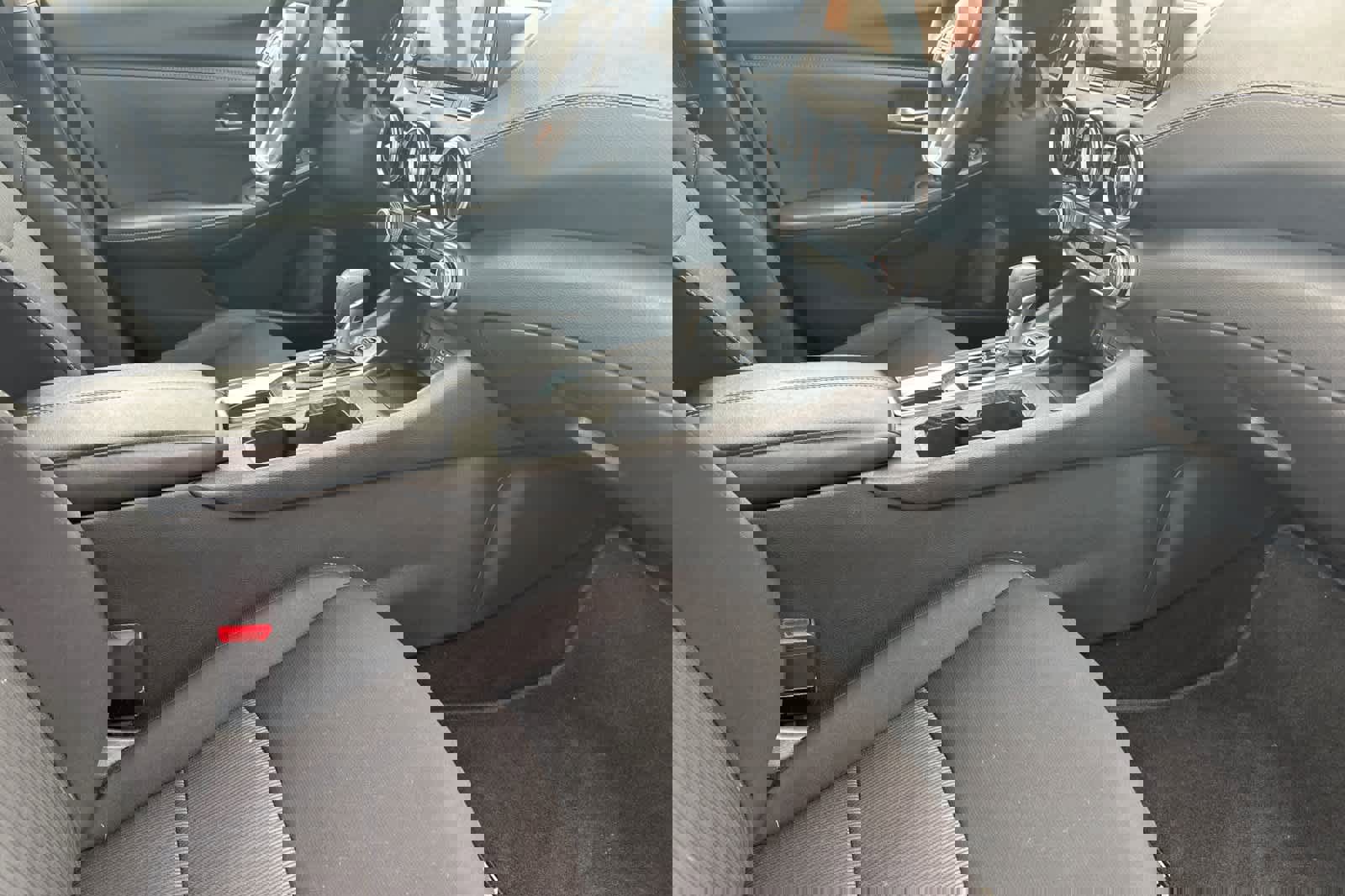 Used 2024 Nissan Sentra SV image 15