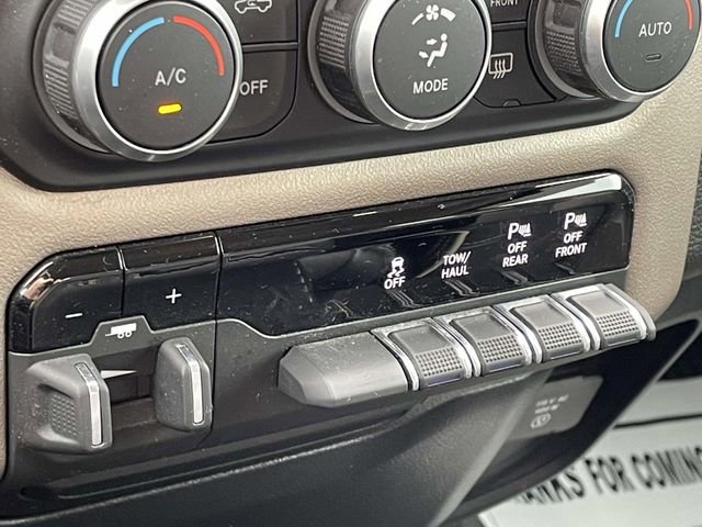 Used 2021 RAM 1500 Laramie AWD/4WD image 28