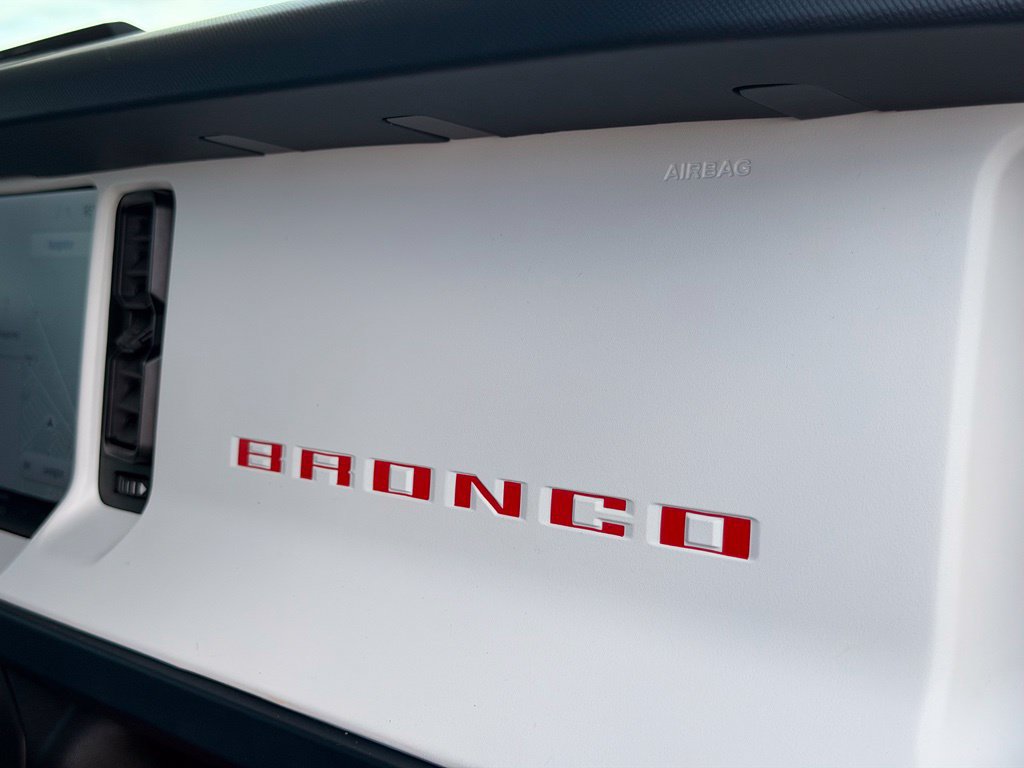 Certified 2026 Ford Bronco Heritage Edition AWD/4WD image 17