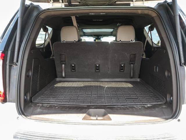 Used 2023 GMC Yukon XL SLT RWD image 8