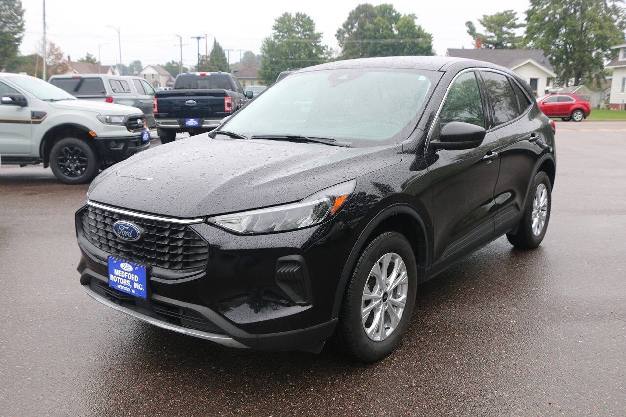Certified 2024 Ford Escape Active AWD/4WD image 7