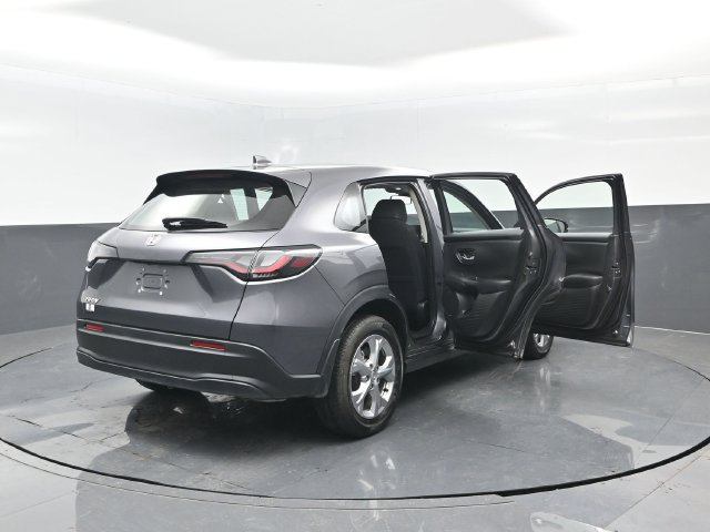 Used 2025 Honda HR-V LX image 29