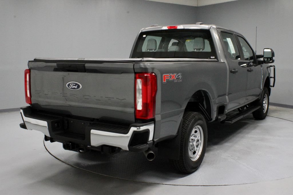 Certified 2025 Ford F250 XL AWD/4WD image 10