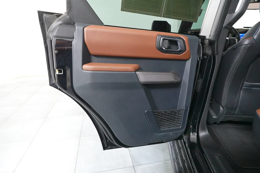Certified 2023 Ford Bronco Outer Banks w/ Sasquatch Package AWD/4WD image 27