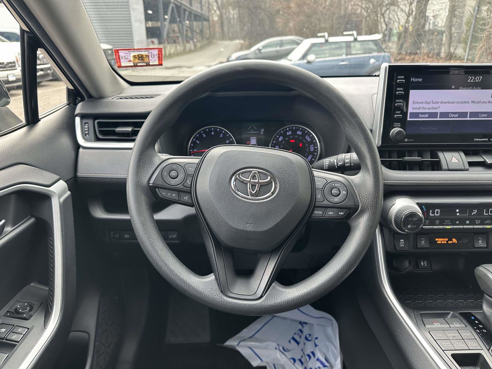 Used 2019 Toyota RAV4 XLE image 12