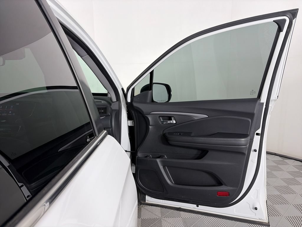Used 2023 Honda Ridgeline RTL image 30