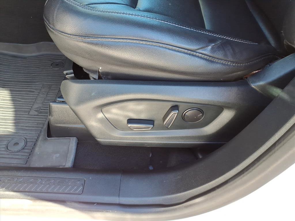 Certified 2020 Ford Explorer XLT w/ Equipment Group 202A image 12