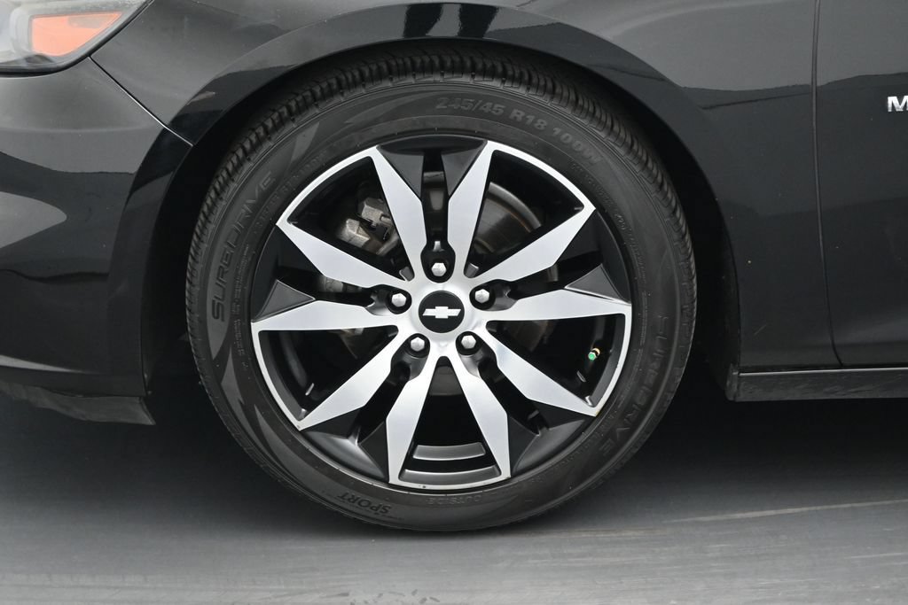 Used 2017 Chevrolet Malibu LT w/ Leather Package FWD image 26