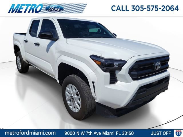 Used 2024 Toyota Tacoma SR AWD/4WD image 4