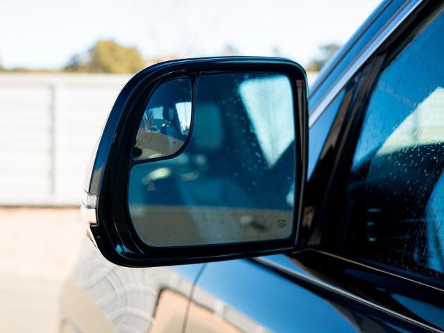 Used 2023 Jeep Wagoneer BASE w/ Convenience Group I image 20