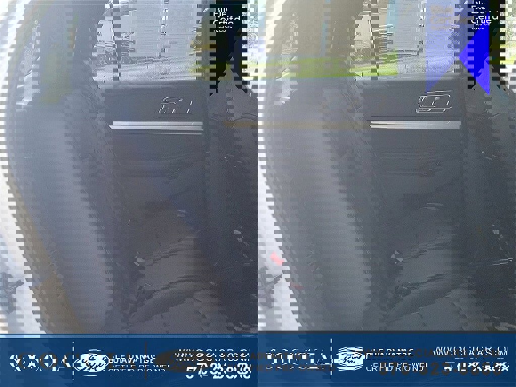 Certified 2016 Ford Explorer XLT w/ Equipment Group 202A image 23