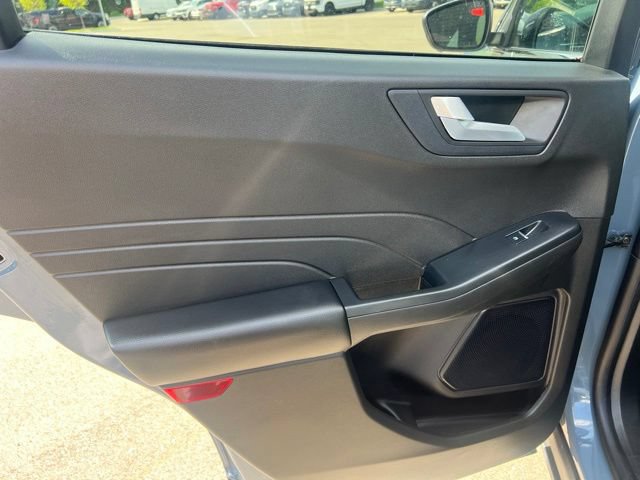 Certified 2023 Ford Escape Platinum AWD/4WD image 17
