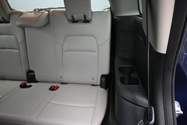 Used 2023 Nissan Pathfinder SL FWD image 24