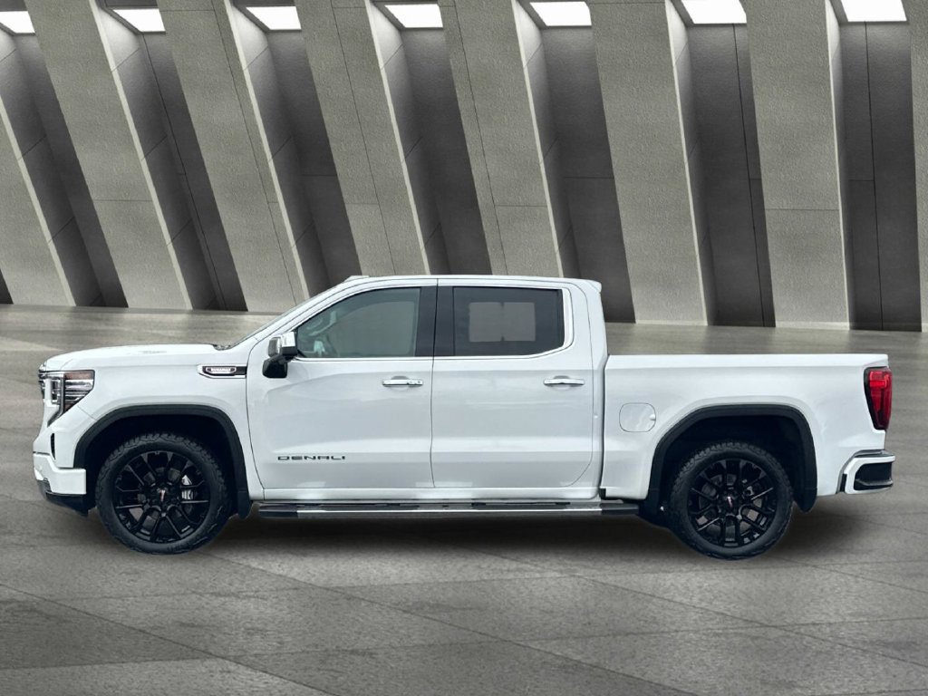 Used 2023 GMC Sierra 1500 Denali w/ Technology Package AWD/4WD image 6