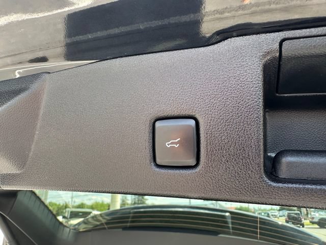 Certified 2025 Ford Escape Platinum AWD/4WD image 27