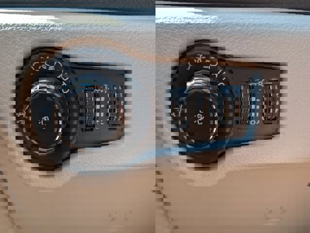 Used 2023 Chrysler Pacifica Limited image 20