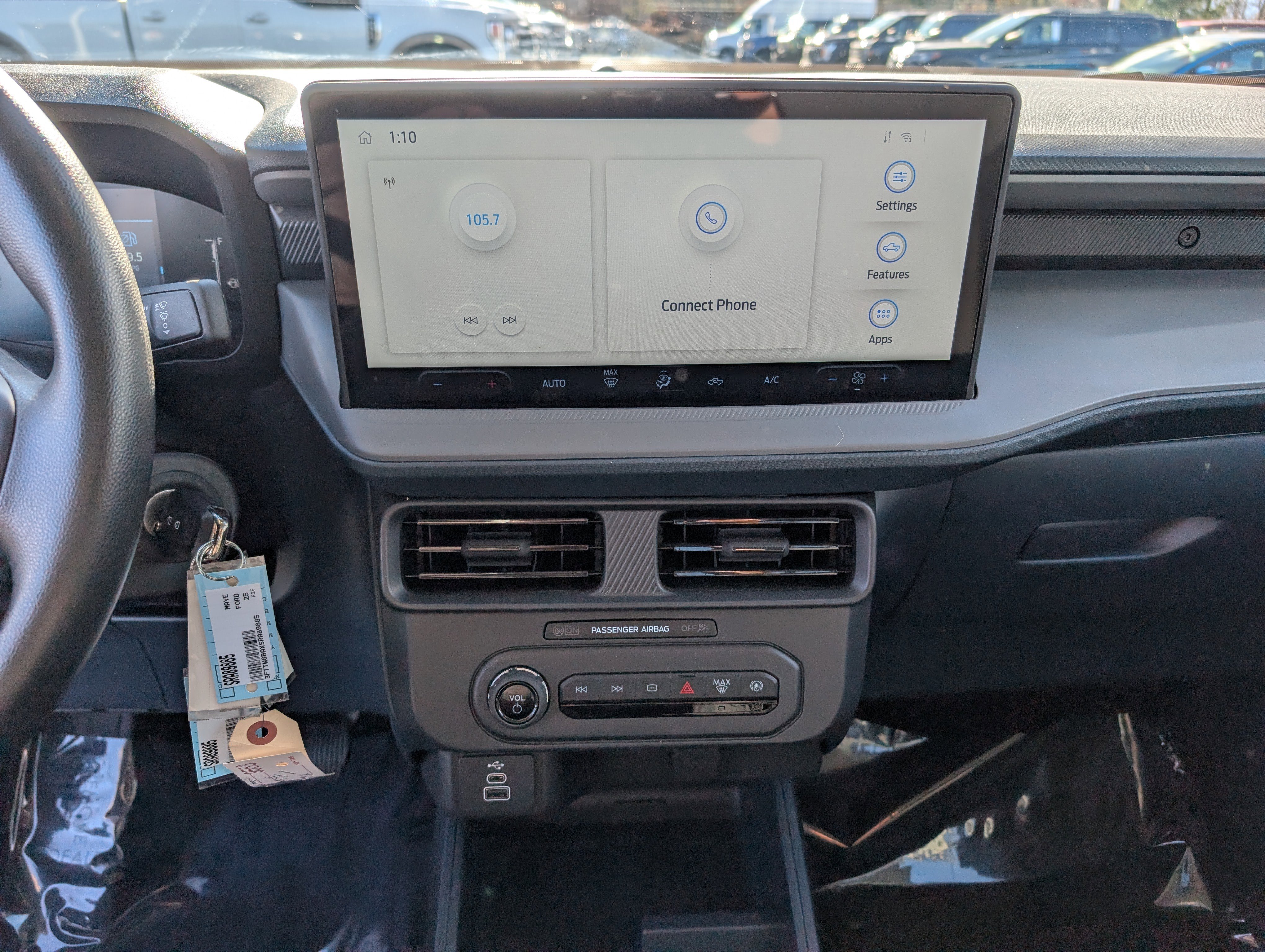 Certified 2025 Ford Maverick XL w/ Equipment Group 102A image 16