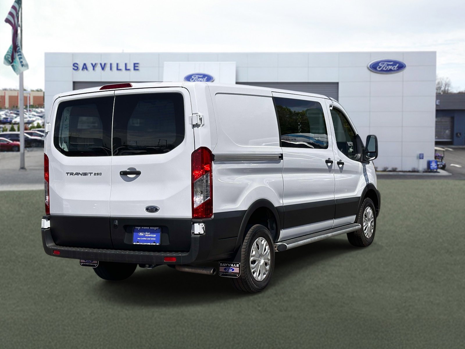 Certified 2024 Ford Transit 250 Low Roof w/ Exterior Upgrade Package RWD image 5