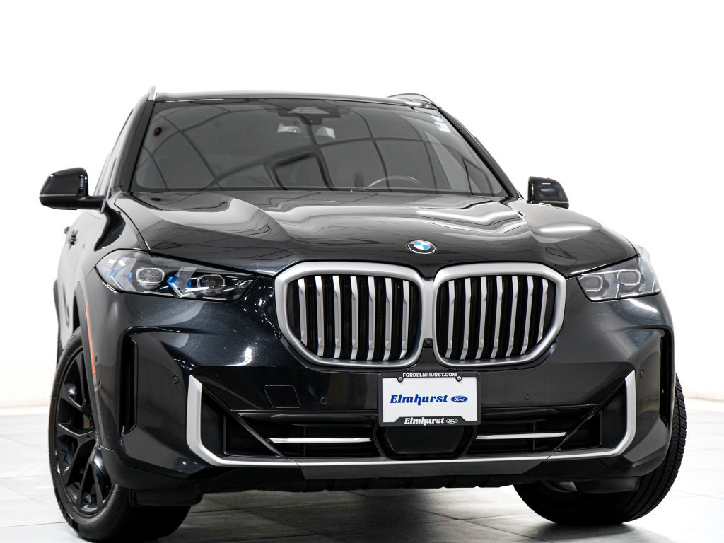 Used 2024 BMW X5 xDrive40i AWD/4WD image 3