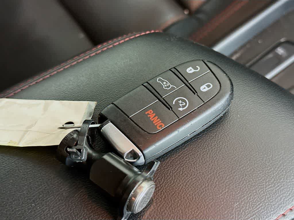 Used 2025 Dodge Durango R/T AWD/4WD image 22