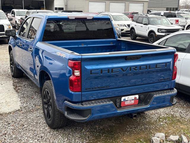 Used 2022 Chevrolet Silverado 1500 Custom w/ LPO, Dark Essentials Package image 4