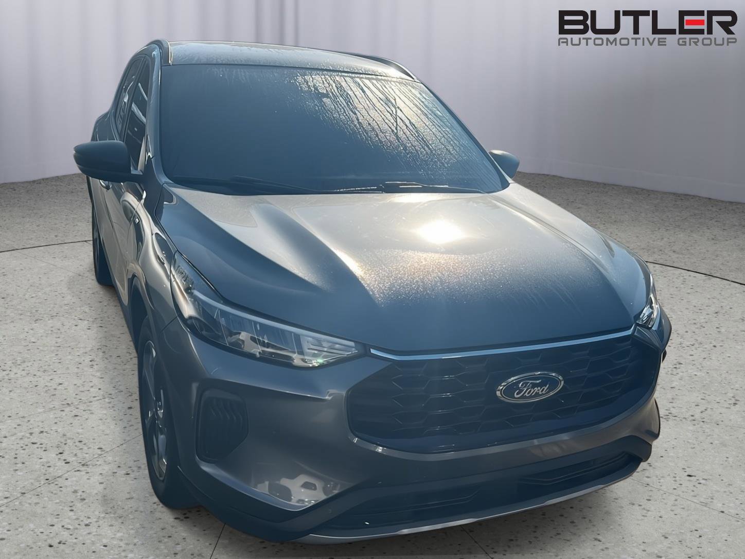 Certified 2025 Ford Escape ST-Line w/ Tech Pack #1 image 4