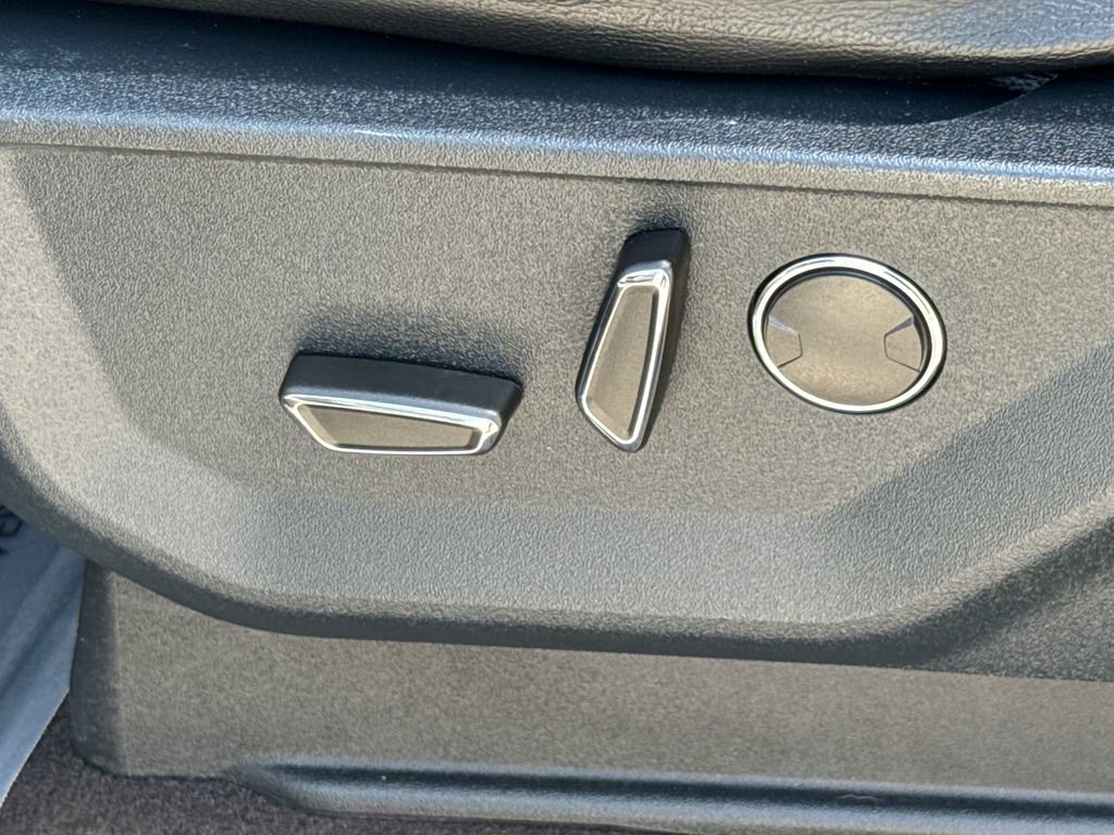 Certified 2021 Ford F150 XLT w/ Equipment Group 302A High image 25