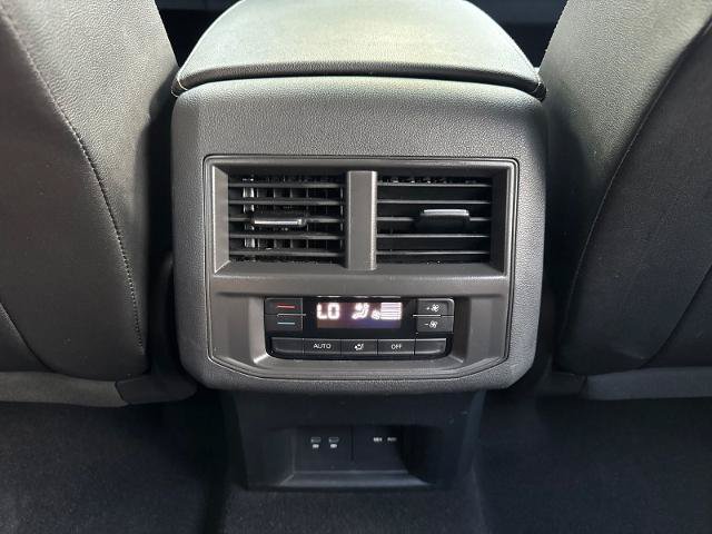 Used 2023 Volkswagen Atlas SE FWD image 21