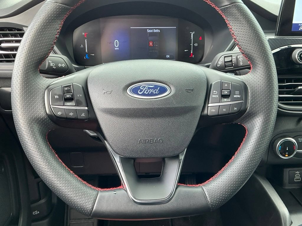 Certified 2025 Ford Escape ST-Line FWD image 37