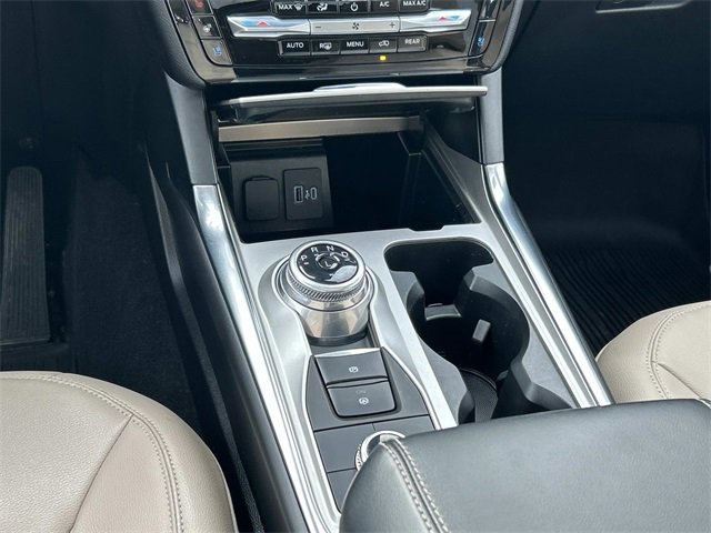 Certified 2022 Ford Explorer Limited w/ Limited Technology Package image 16