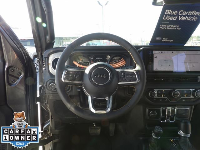 Used 2024 Jeep Wrangler Sahara image 29