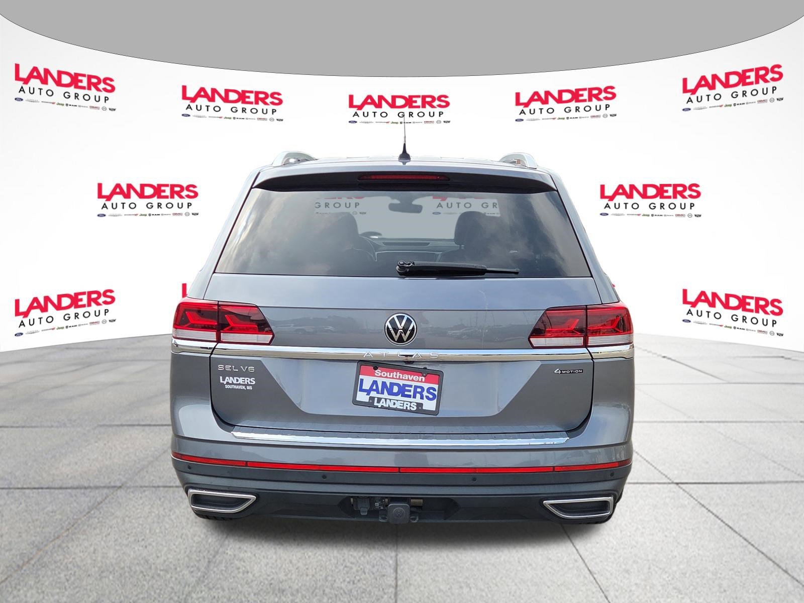 Used 2023 Volkswagen Atlas SEL AWD/4WD image 4