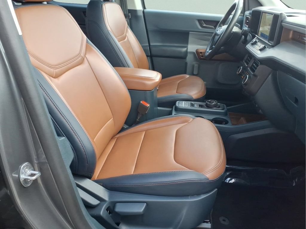 Certified 2023 Ford Maverick Lariat w/ Lariat Luxury Package AWD/4WD image 12
