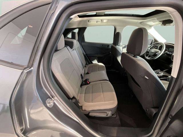 Certified 2022 Ford Escape SE w/ SE Sport Appearance Package image 18