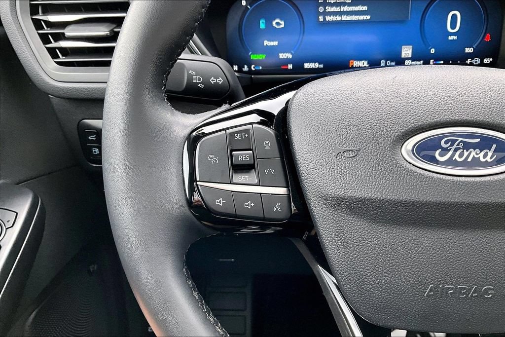 Certified 2025 Ford Escape SE w/ PHEV Premium Package FWD image 17