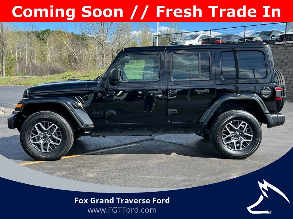 Used 2025 Jeep Wrangler Unlimited Sahara AWD/4WD image 39