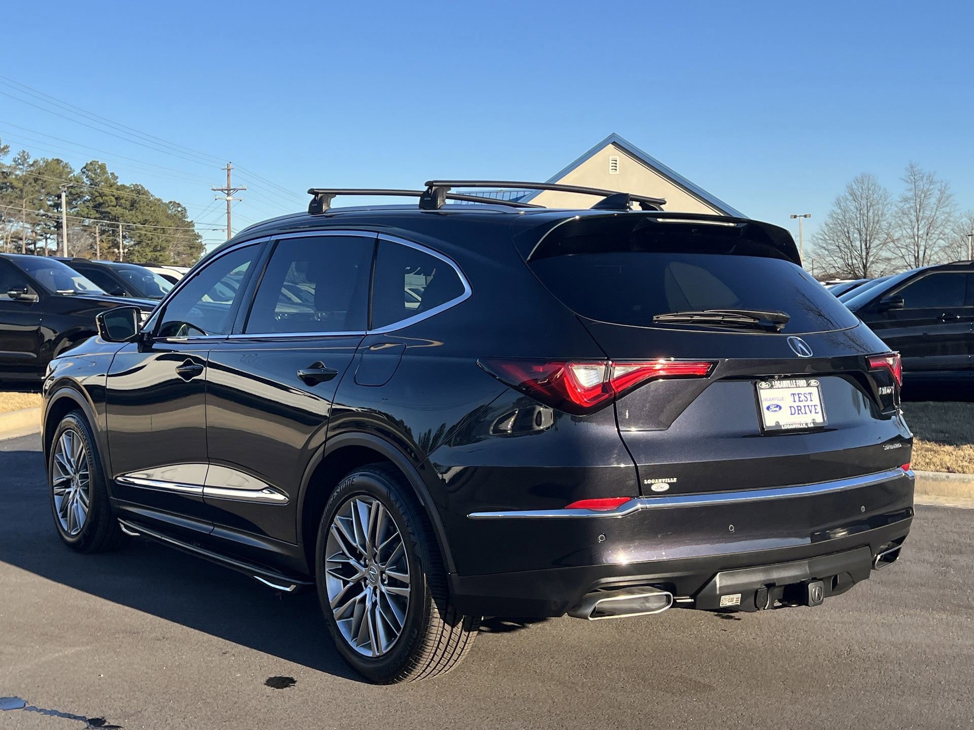 Used 2023 Acura MDX SH-AWD w/ Advance Package image 5