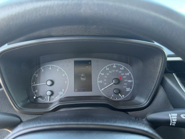 Used 2025 Toyota Corolla LE FWD image 17