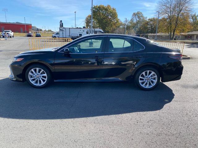 Used 2023 Toyota Camry LE video 2