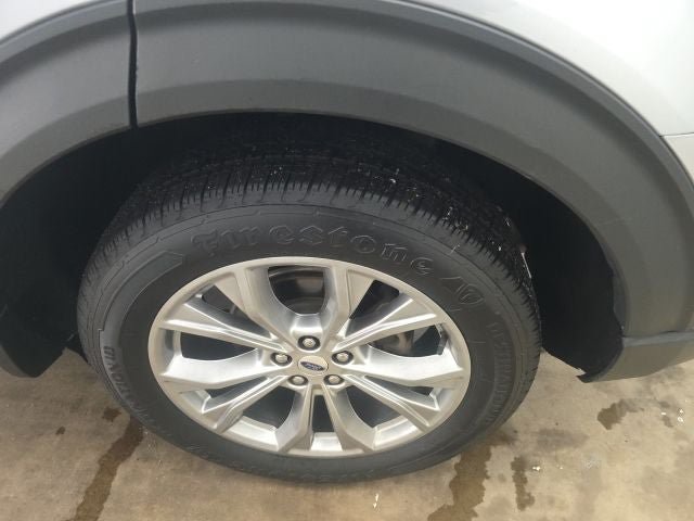Certified 2023 Ford Explorer XLT w/ Equipment Group 202A AWD/4WD image 12