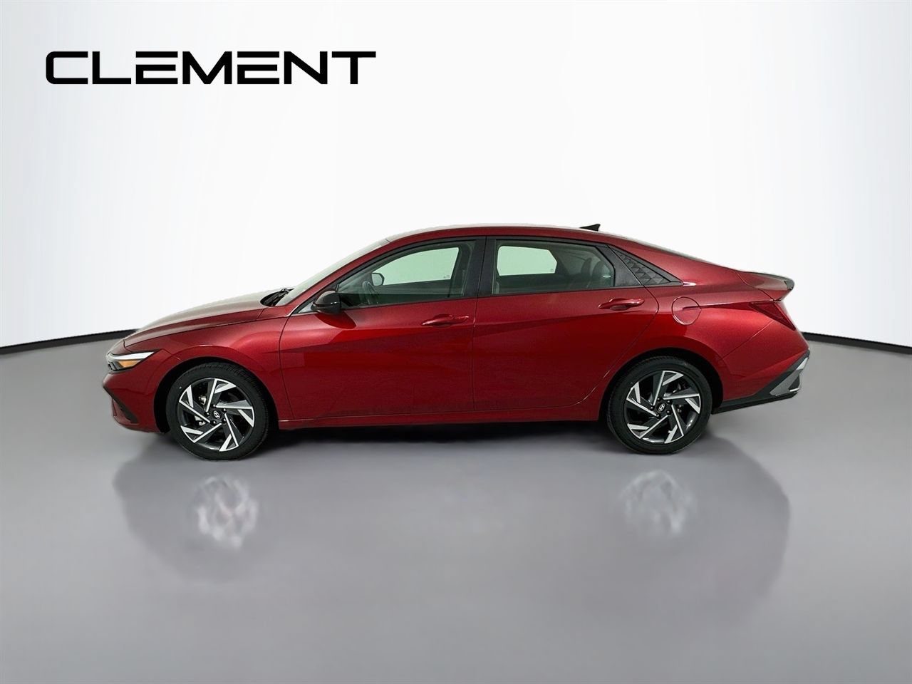 Used 2025 Hyundai Elantra SEL FWD image 6