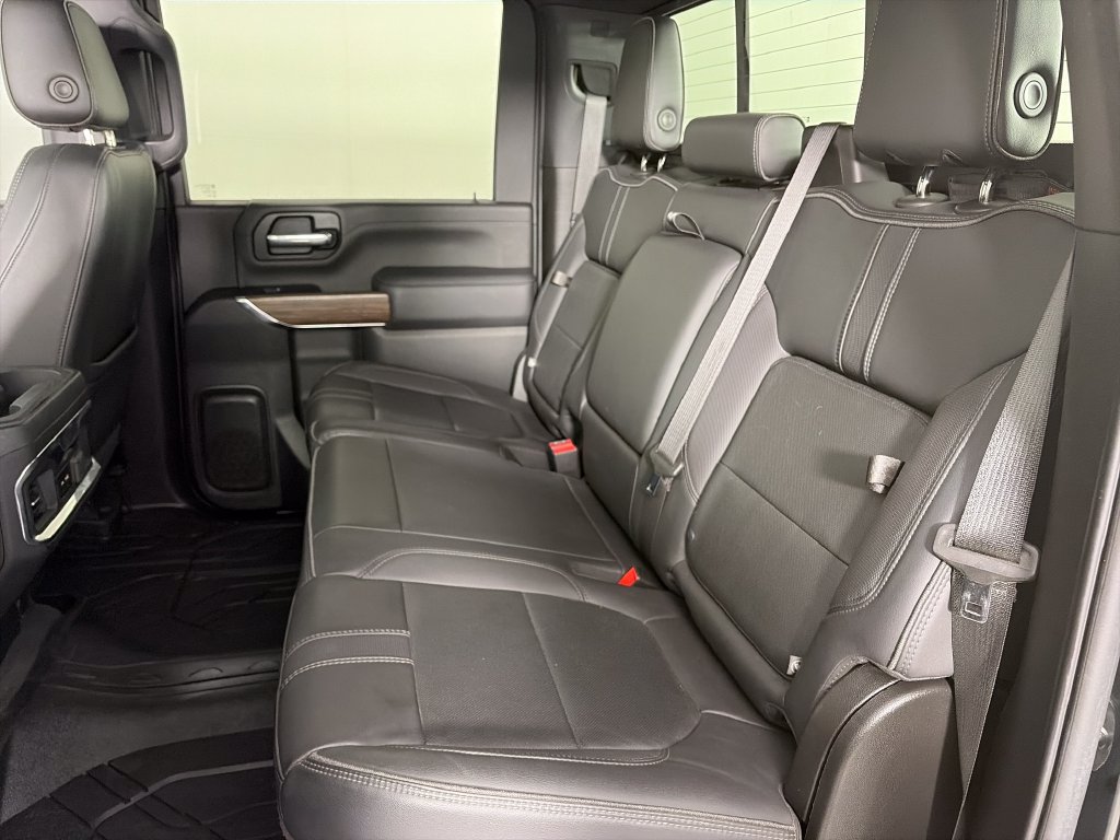 Used 2022 Chevrolet Silverado 3500 High Country AWD/4WD image 13