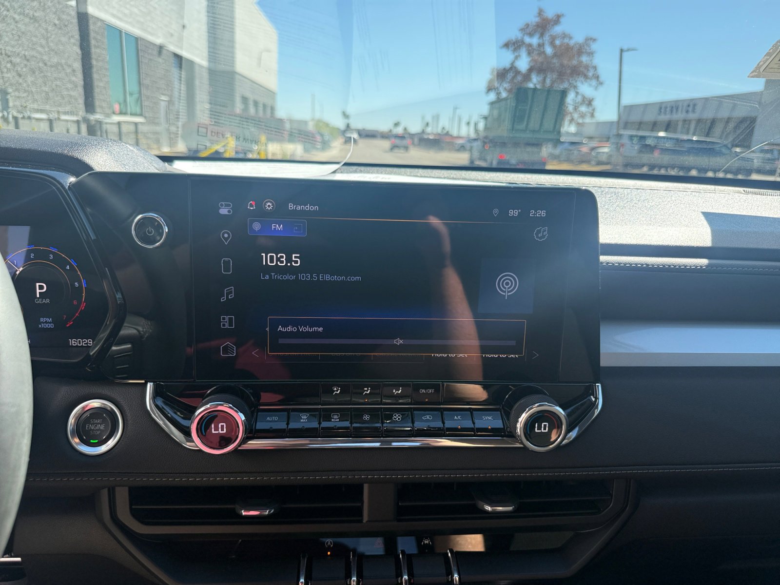 Used 2024 Chevrolet Colorado LT w/ LT Convenience Package image 22