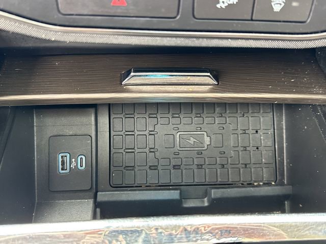 Certified 2022 Ford Expedition Limited AWD/4WD image 24